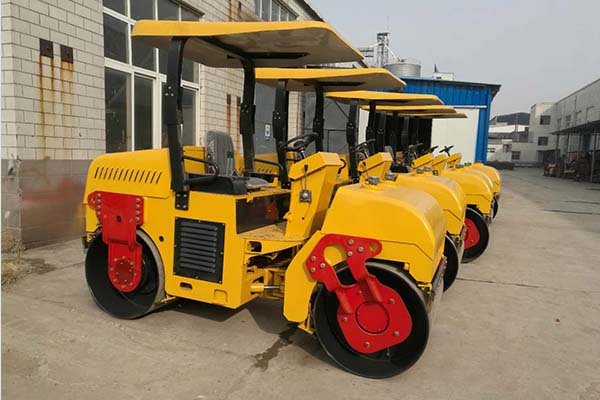 <a href='http://m.pop911.cn' target='_blank'>壓路機</a> <a href='http://m.pop911.cn' target='_blank'>壓路機</a>